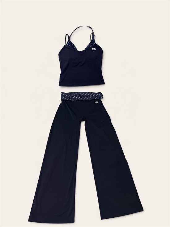 2-delig sportkledingset, lange top + capri lange broek met omgeslagen tailleband en stippen/ eng- 2piece sportwear set, long top + Capri long Pants with turn-up waistband polka dot.