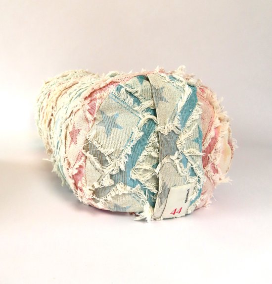 44 Originals. Yoga Bolster 44 Star van Florence