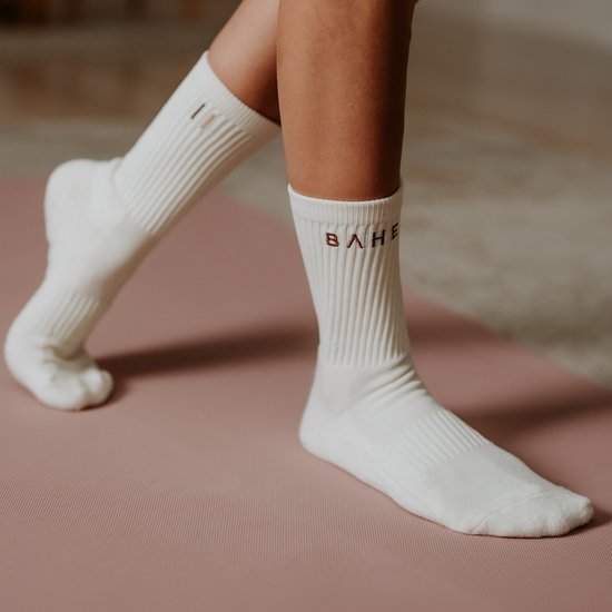 BAHE - Studio Grippy Crew Socks - Pilates Socks - Antislip Sokken - Grip Socks - Beige Coconut