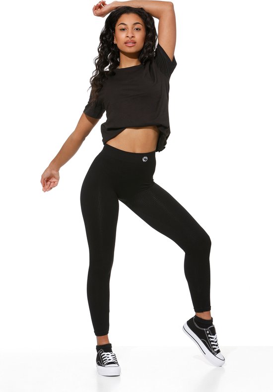 Dames sportlegging - Geribbelde legging - Fitness legging - Sportbroek - Zwart - Maat M/L van DAM