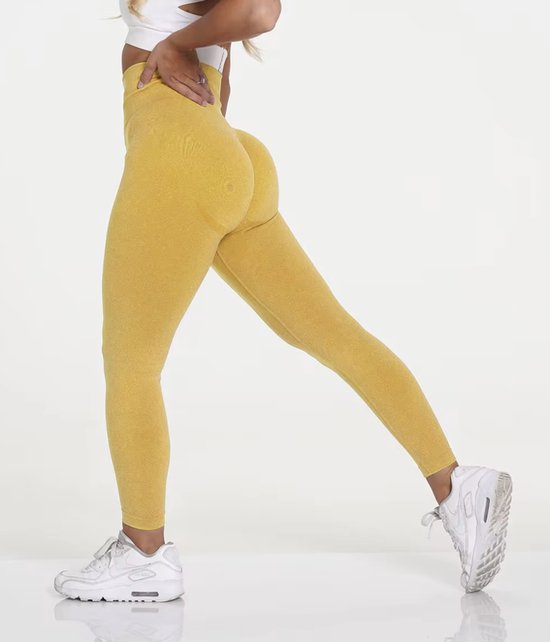 Gymlegging BUTTLIFT - Maat S - Geel - Yellow - Pushup Legging - Fitness Legging - Sportlegging - Sportkleding - Yoga legging