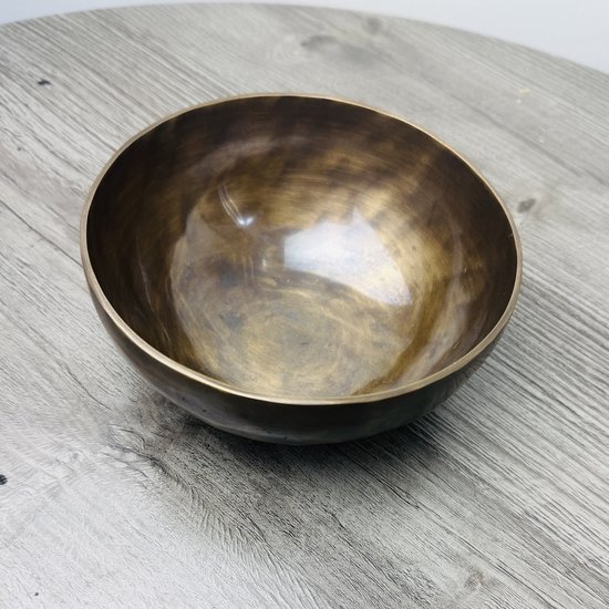 Handmade Singing Bowl with Stick – Plain Gulpa – Meditation & Sound Healing Bowl van Merkloos