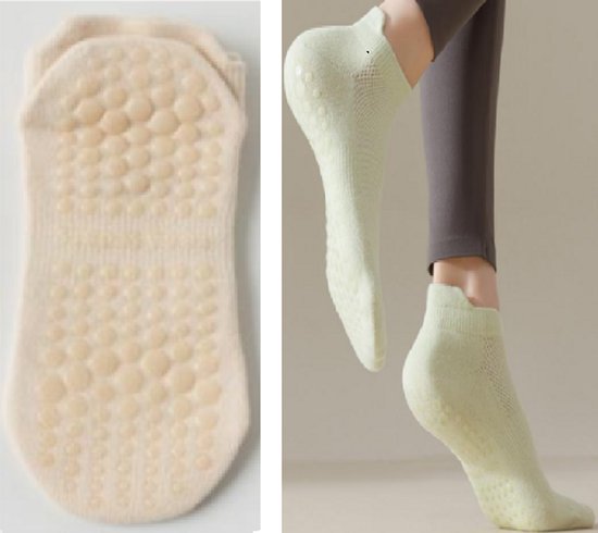 Hilvard Yoga sokken - Pilates sokken - Enkelsokken - 3 Paar - Licht Oranje - Antislip sokken - One size fits all van Merkloos