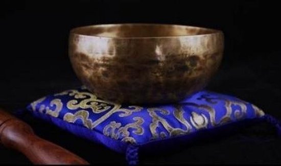 Klankschaal Ishana zwart/goud - 10cm - 250-300 gr van Versteenden.