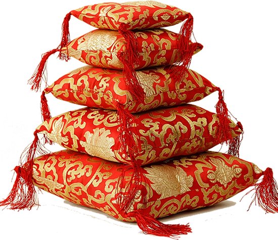 Klankschaalkussen rood met bloemmotief - 14x14x4 - Rood - Polyester van De Yogamat.