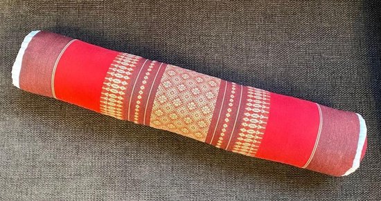 Knierolkussen – Bolster mini Yoga en meditatie – Kapok - Thais design - Bordeaux rood (8x8x50cm) van Merkloos