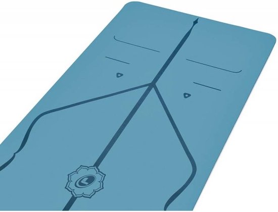 Liforme Compacte Reis Yogamat / Fitnessmat Licht Blauw - (66 x 180 x 0,2 cm) 1,6 kg - Inclusief Draagtas - Lichtgewicht & Reisvriendelijk - Uitstekende Grip & Snel Drogend - Milieuvriendelijk Rubber - AlignForMe Markeringen van Liforme