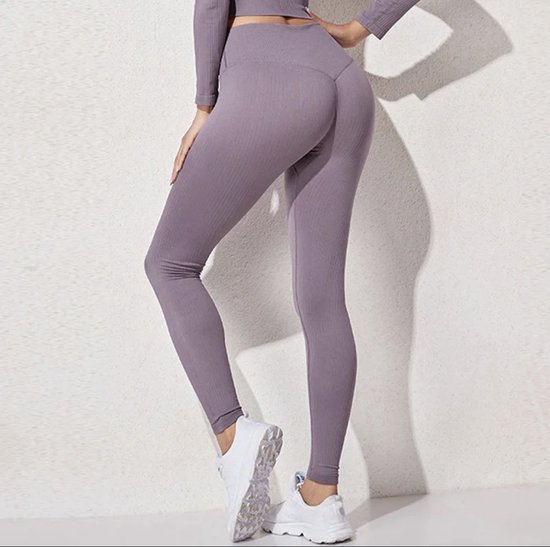 LIGHT RIBBED GYM LEGGING - Maat M - Paars - Fitness legging - Fitness outfit - Gymoutfit - Sportlegging - Sportoutfit - Sportkleding - Yogalegging van Fitlegance