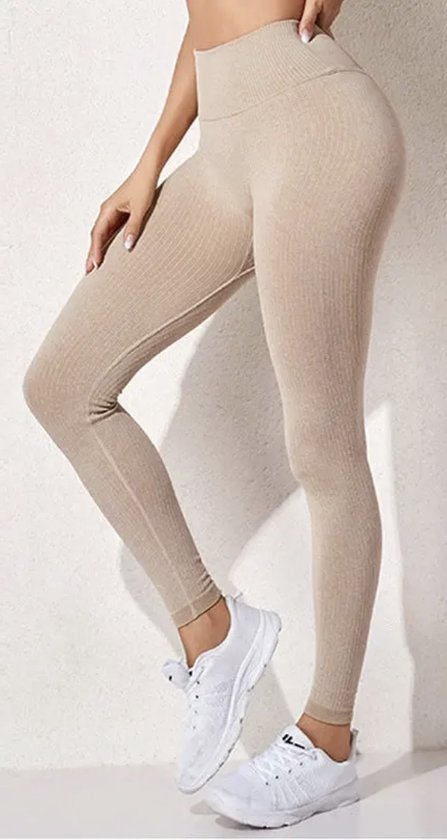 LIGHT RIBBED GYM LEGGING - Maat S - Creme - Fitness legging - Fitness outfit - Gymoutfit - Sportlegging - Sportoutfit - Sportkleding - Yogalegging van MYVII