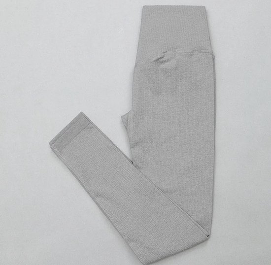 LIGHT RIBBED GYM LEGGING - Maat S - Grijs - Lichtgrijs - Fitness legging - Fitness outfit - Gymoutfit - Sportlegging - Sportoutfit - Sportkleding - Yogalegging van Merkloos