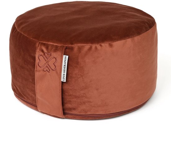 Love Generation - Meditatiekussen - Rond - Velvet - Earth van Merkloos
