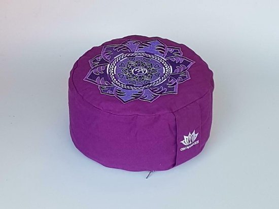 Meditatiekussen - paars met lotus en Om teken van Merkloos