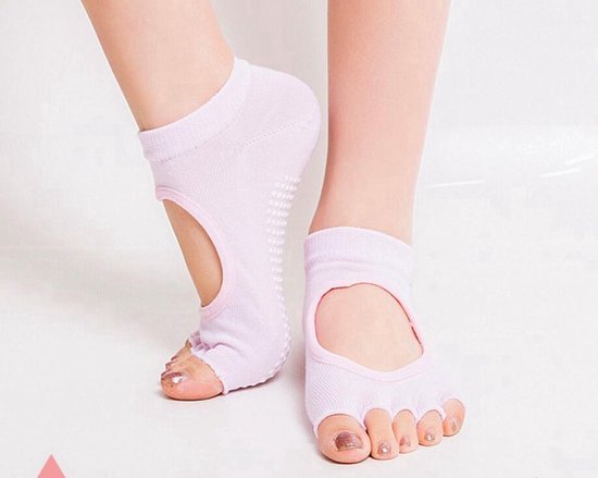 New Age Devi - "Antislip-Yoga-Sokken - Roze - One-Size-Fits-All" van New Age Devi