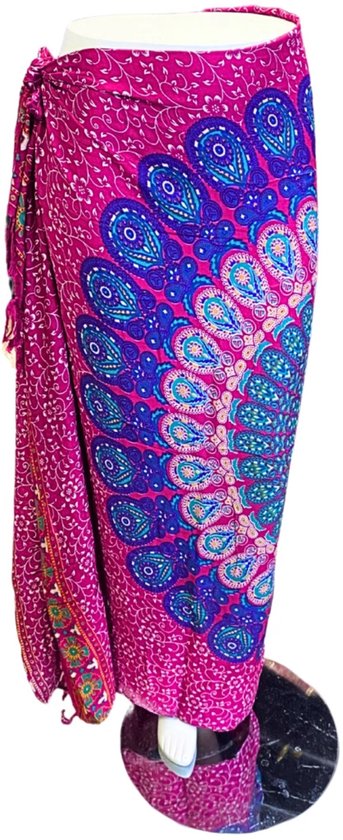 Om Namaste Sarong - 653 - Mandala - groen & blauw op fuchsia van Merkloos