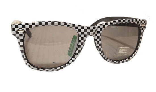 Revive Retro Checker black & white Sunglasses van REVIVE
