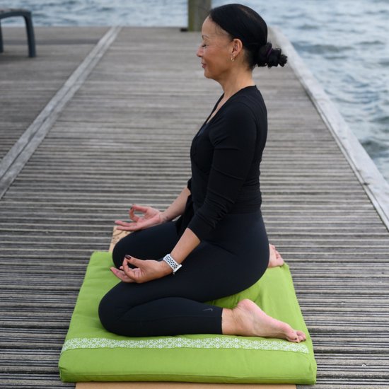 Samarali Groene Zabuton Meditatiemat - Ethisch & Eco - GOTS Katoen - 90x70x5 cm - Ideaal voor Yoga en Meditatie van Samarali