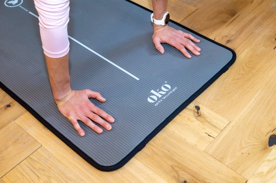 Set van 10 verantwoorde yogamatten