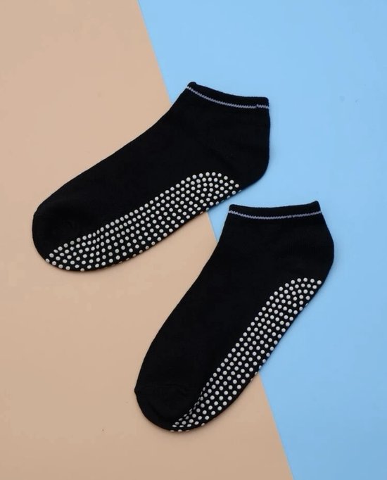 Sokken - Yoga sokken - Anti slip - Zwarte sport sokken - Zwart met wit - One size stretch sokken van Merkloos