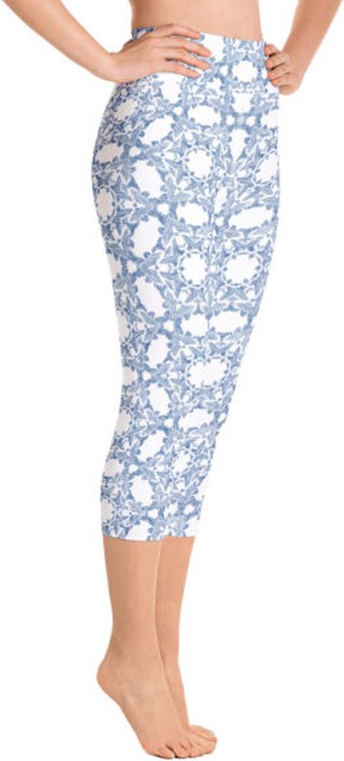 Sportlegging - Capri 3/4 - design Grace in Lace - High Waist - Dry Fit - High Performance - 4way stretch - unieke print - UPF 50+ - Hardloop - Yoga - Fitness - Dans  - Pilates - Training - sportbroek - wit klassiekblauw - maat L van Yogahut.