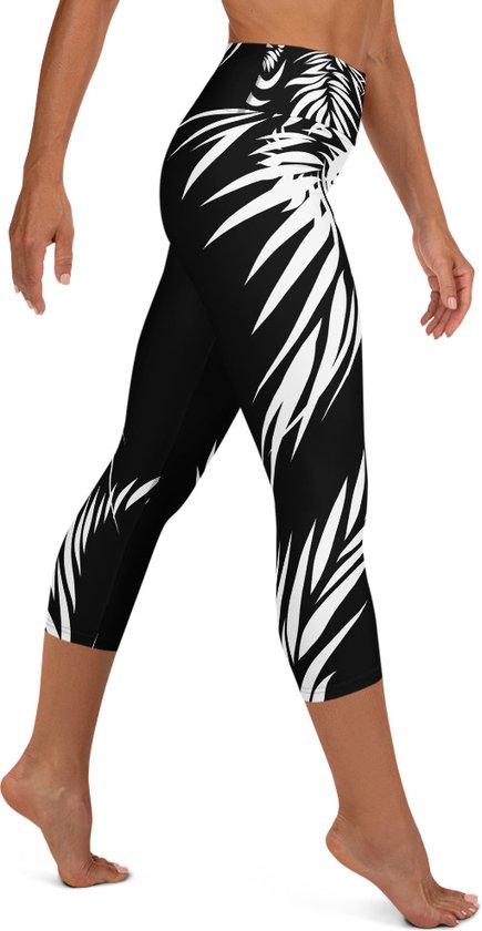 Sportlegging - Capri 3/4 - design Tiger Power Up - High Waist - Dry Fit - High Performance - 4way stretch - unieke print - UPF 50+ - Hardloop - Yoga - Fitness - Dans - Pilates - Training - sportbroek - zwart wit - maat M