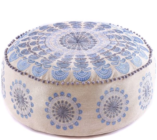 Stijlvolle Bohemien Vloerkussen met Oosterse Sfeer voor Unieke Interieurs van De Greef Imports