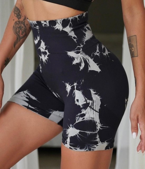 Tie Dye Short Legging - Maat S - Bleach - Zwart/Grijs - Fitness legging - Fitness short - Gymlegging - Gym short - Sportlegging - Sportbroek - Sport short - Yogalegging - Yoga short van Merkloos