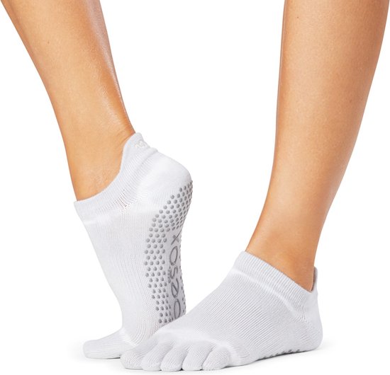 ToeSox Yoga No-Show Grip Socks teensokken - Lichtgrijs - 36-38 van ToeSox