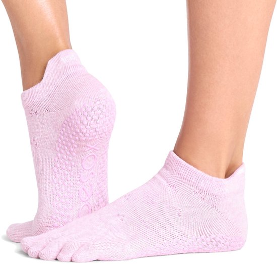 ToeSox Yoga No-Show Grip Socks teensokken - Roze - 36-38 van ToeSox