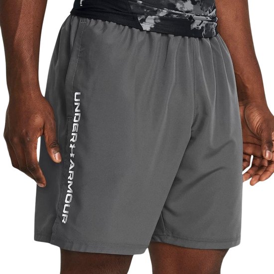 Under Armour UA Tech Woven Wordmark Short Heren Sportbroek - Grijs - Wit van Under Armour