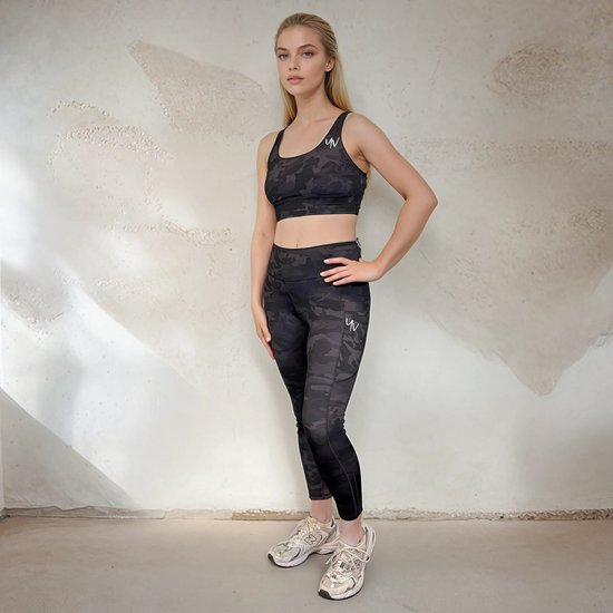 YV SPORT Sportlegging Milaan - Handige zakken - Premium kwaliteit - Squat-proof - Stevige tailleband - Pocketlegging - Perfect fit - Sportkleding dames - Camo - Maat L van YV SPORT